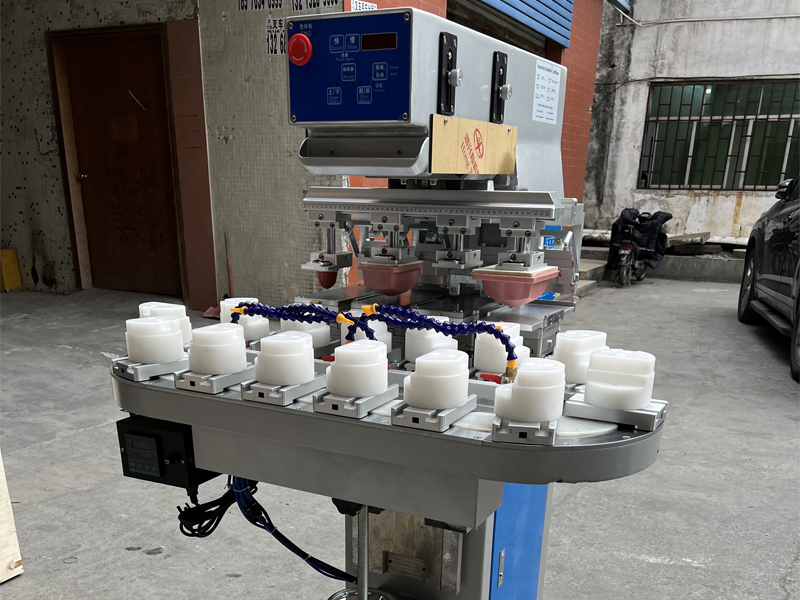 Impresora tampográfica de 4 colores vendida a Lituania