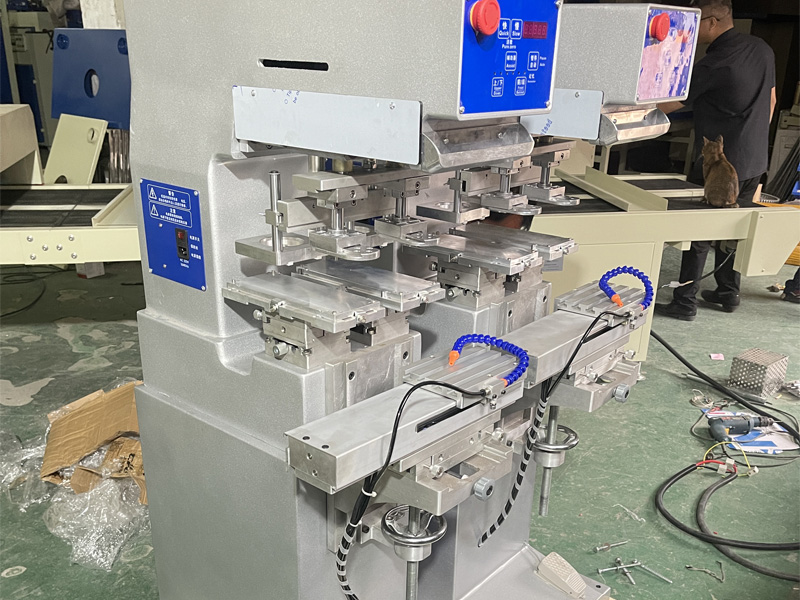 Impresora tampo de vaso de tinta de dos colores vendida a Filipinas